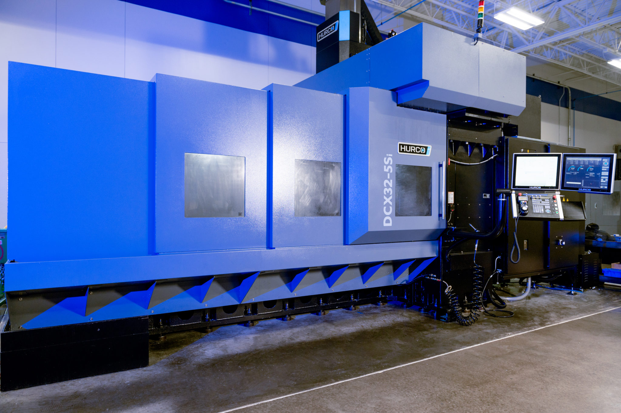 HURCO DCX325Si Davis Machine